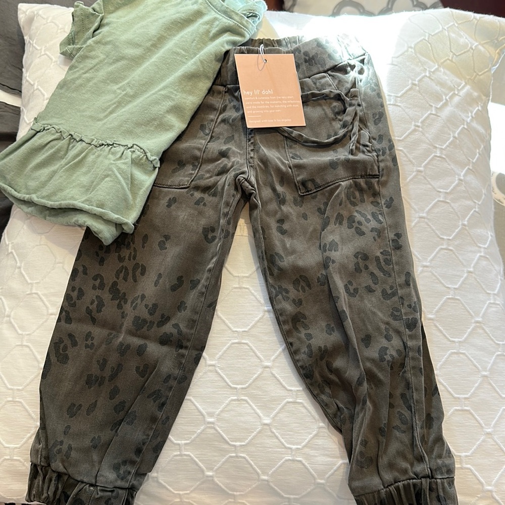 Bella Dahl Pocket Joggers 2-3